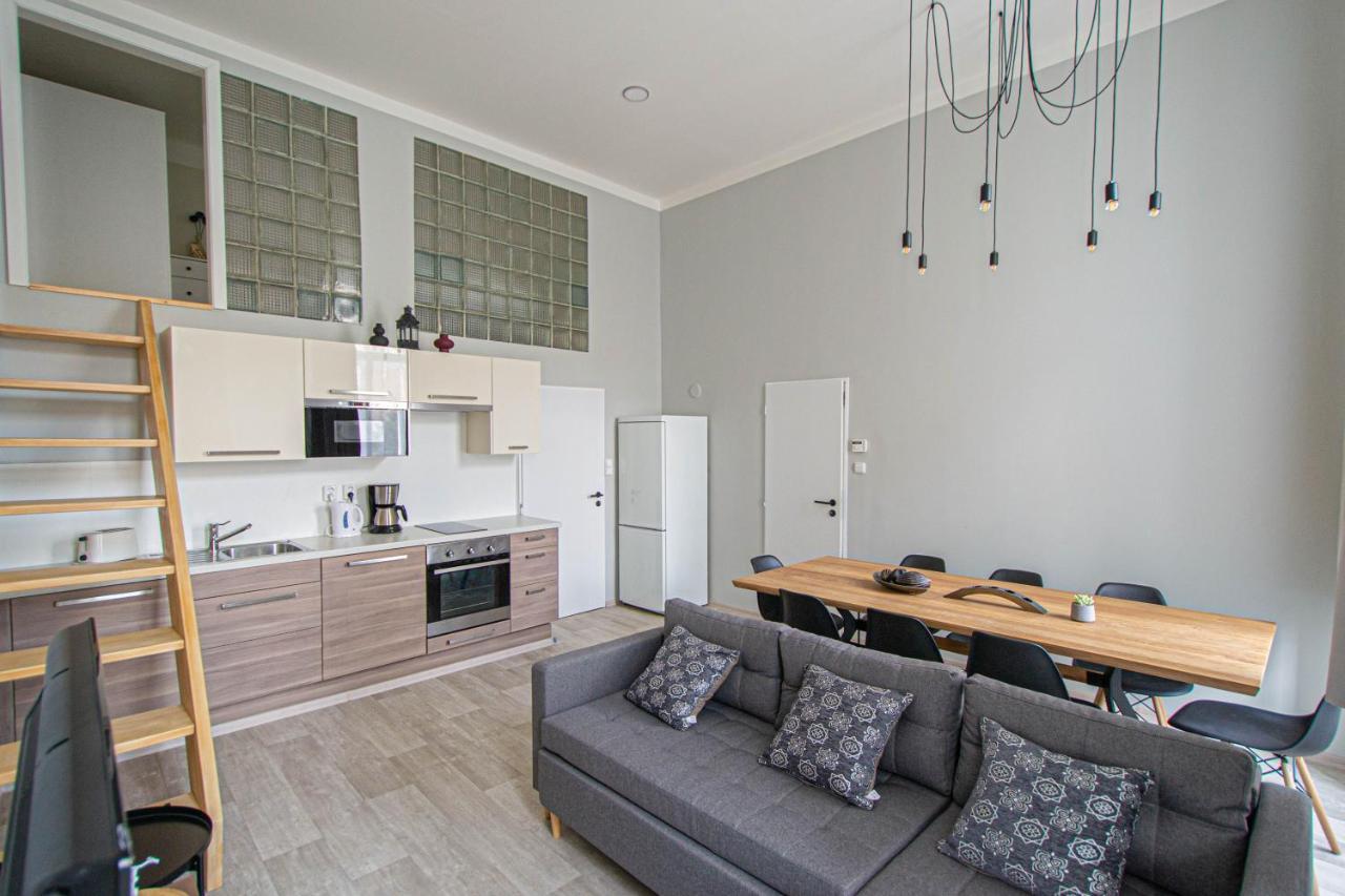 Sightseeing Apartment By Ruterra Prague Luaran gambar