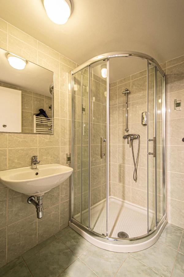 Sightseeing Apartment By Ruterra Prague Luaran gambar